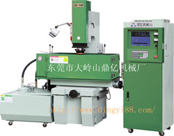 數(shù)控電火花成型機 數(shù)控電火花成型機